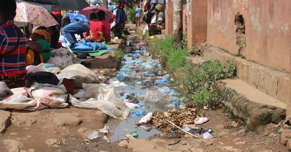 Malawi's deadly cholera epidemic hits the poor hardest